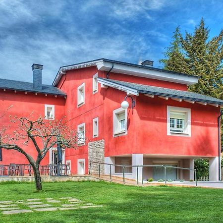 Pura Vida Pirineos Hotel Хака Екстериор снимка